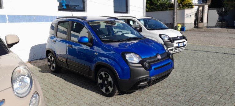 FIAT PANDA HYBRID PANDINA km0 AUTOGARASCIA VANZAGHELLO  